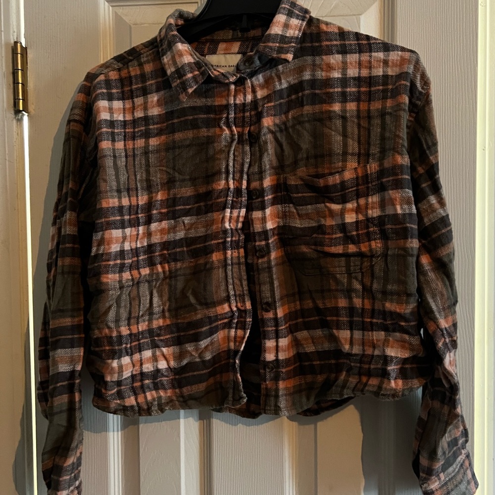 AEO button up crop top